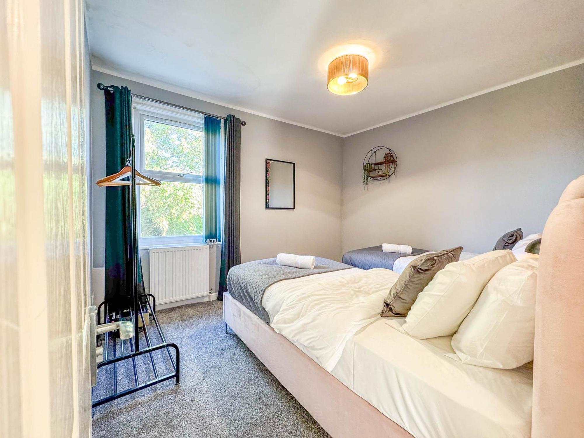 Modern House In Central Oxford Parking-Limited Екстериор снимка